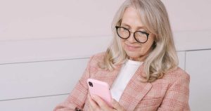 نیاز به استفاده از عینک با بالا رفتن سن